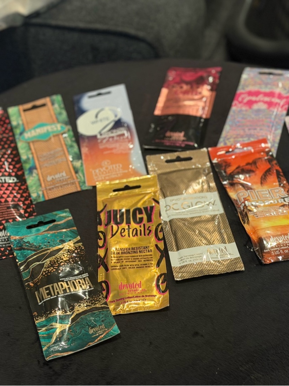 Devoted Creations Juicy Details Dark Bronzing Nectar – Gold Sachet